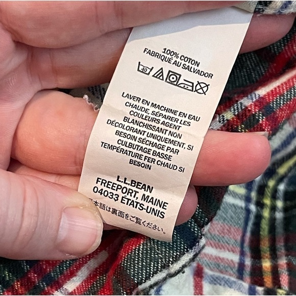 LL Bean slightly fitted cotton flannel red white plaid button up shirt - Picture 5 of 6